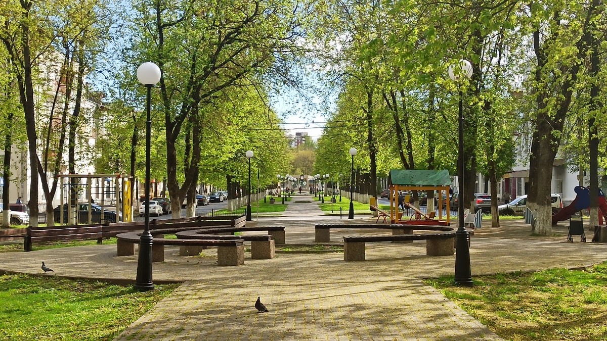 Улица Горького сквер аллея 850-летия