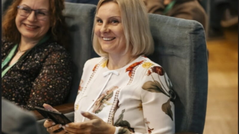Чиновница Белого дома идет на выборы в Госдуму