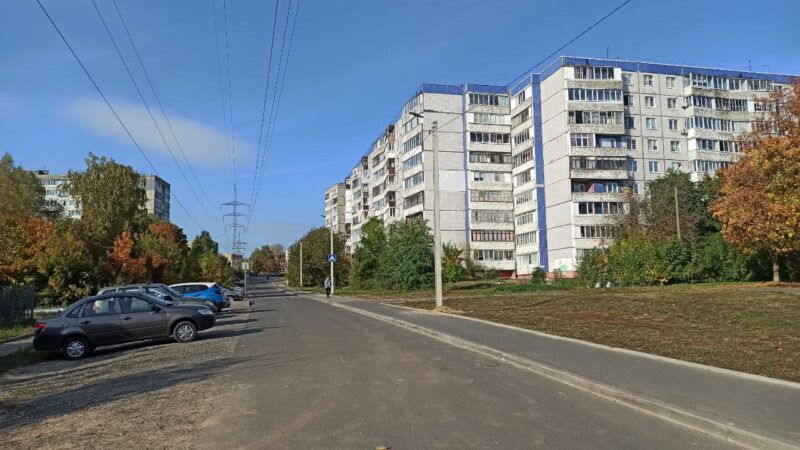 Дорогу к школе во Владимире осветили после многолетнего сумрака