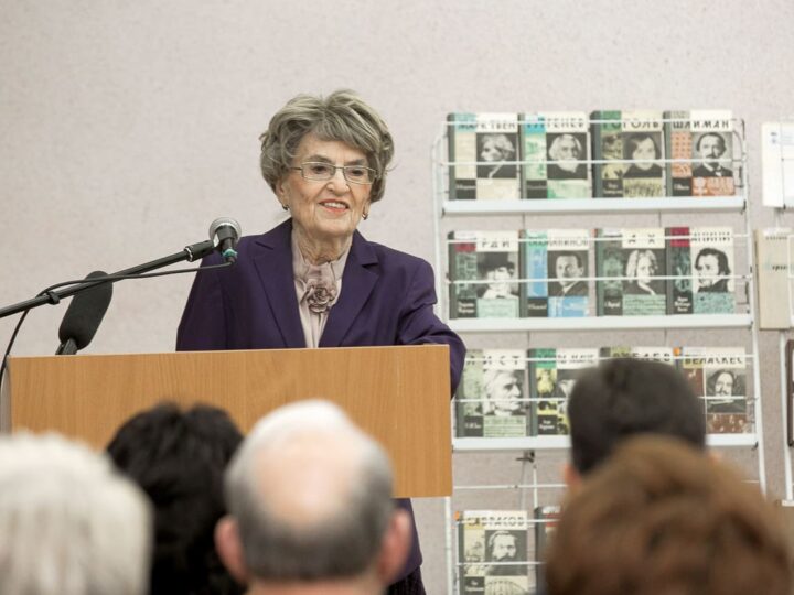 Умерла Алиса Аксенова
