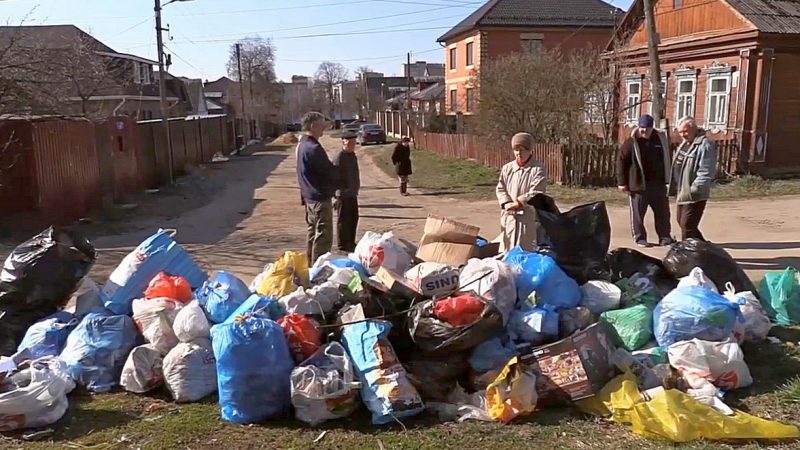 Авдеев признал мусорный коллапс по всей области