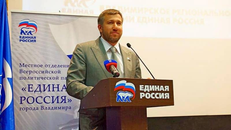 Григорий Аникеев накопил на счетах годовой бюджет Коврова