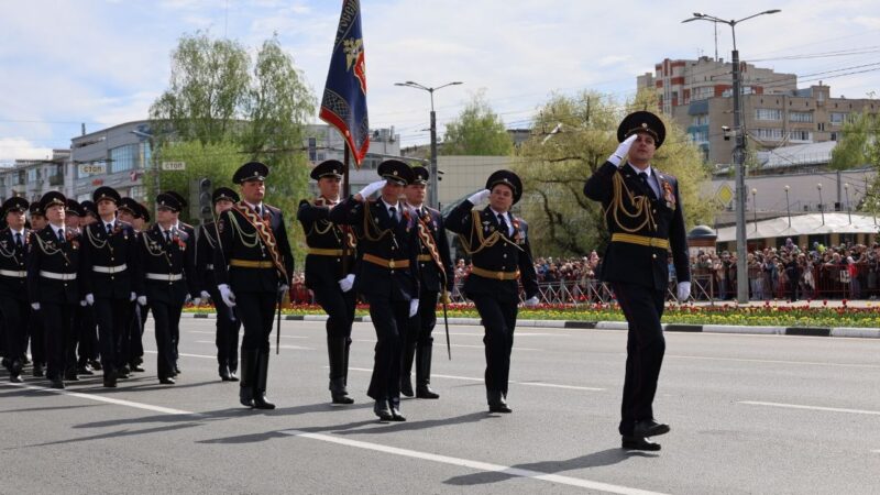 Во Владимире митинг в честь 81-й годовщины Победы собрал более 8 тысяч человек