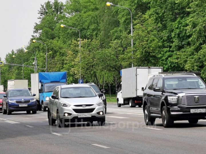 После поездок в Калугу Авдеев поблагодарил водителей «Спецавтохозяйства»