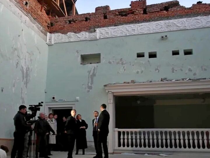 Авдееву показали руины обрушенной школы в Гусь-Хрустальном