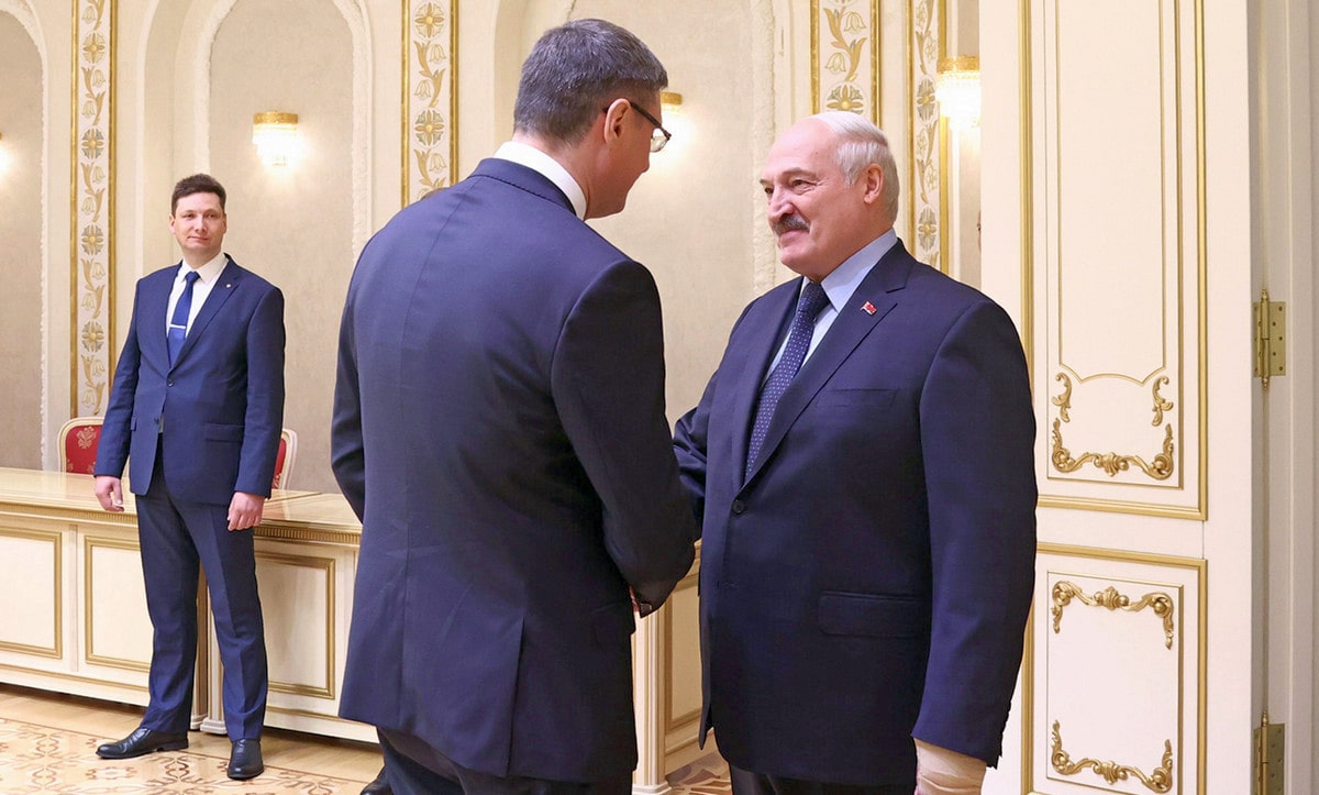 «Это родная наша область». Лукашенко в Минске принял Авдеева