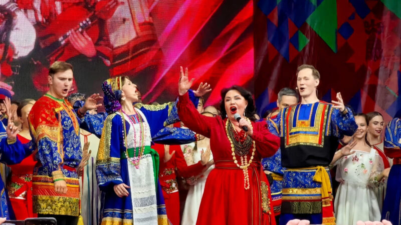 Надежда Бабкина устроила для владимирцев концерт под фонограмму