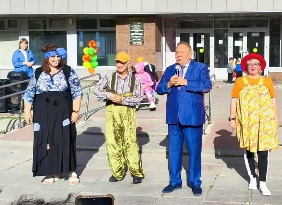 Бывший вице-губернатор Баранов устроился на «детскую» работу
