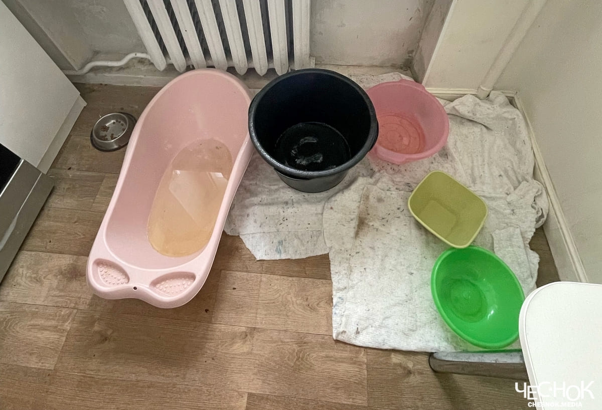 Текущие крыши, рухнувшие потолки. Во владимирские дома пришла весна