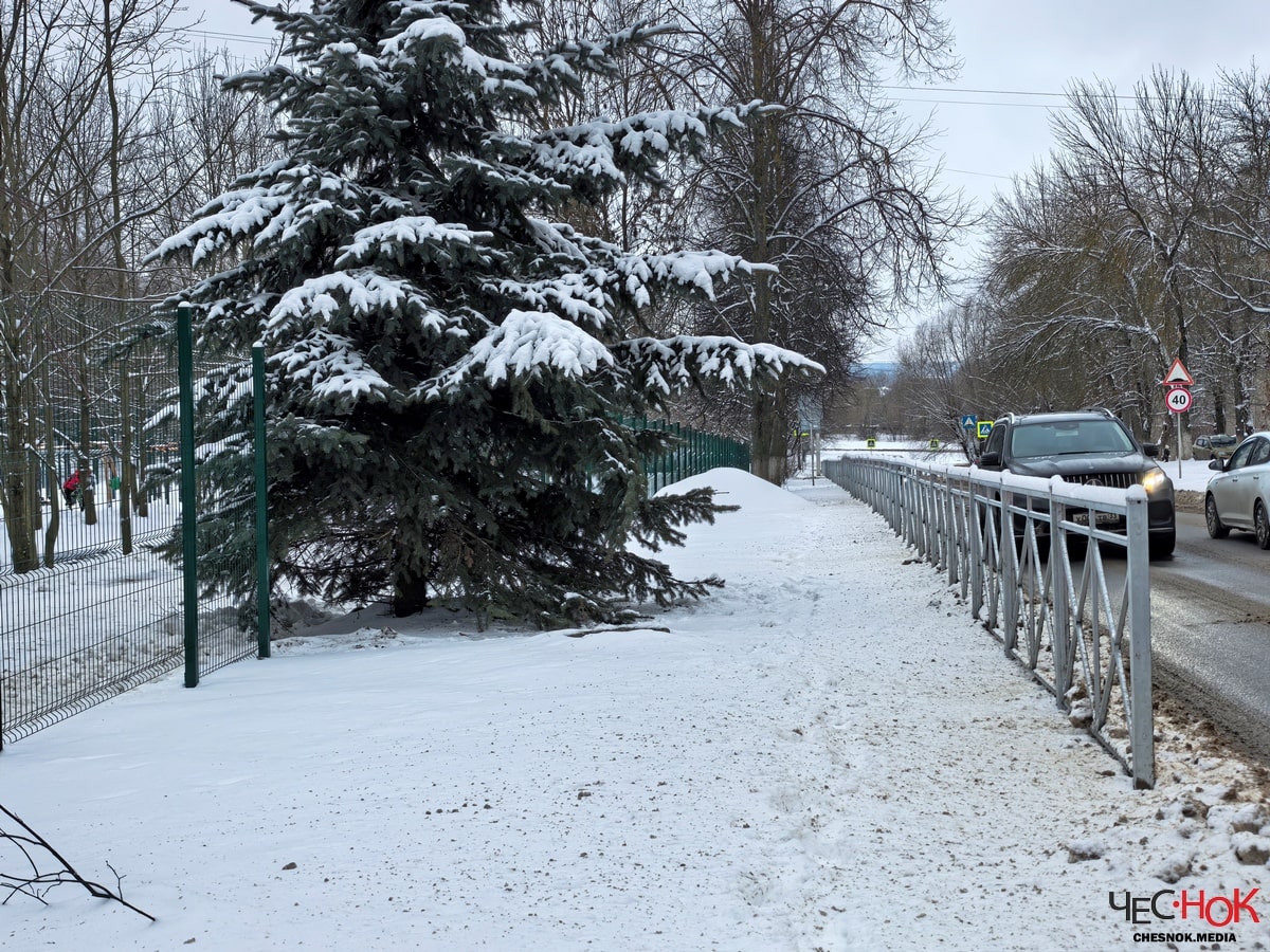 Бульвар Иванова забор 3-min