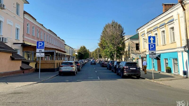 Платные парковки в центре Владимира забуксовали