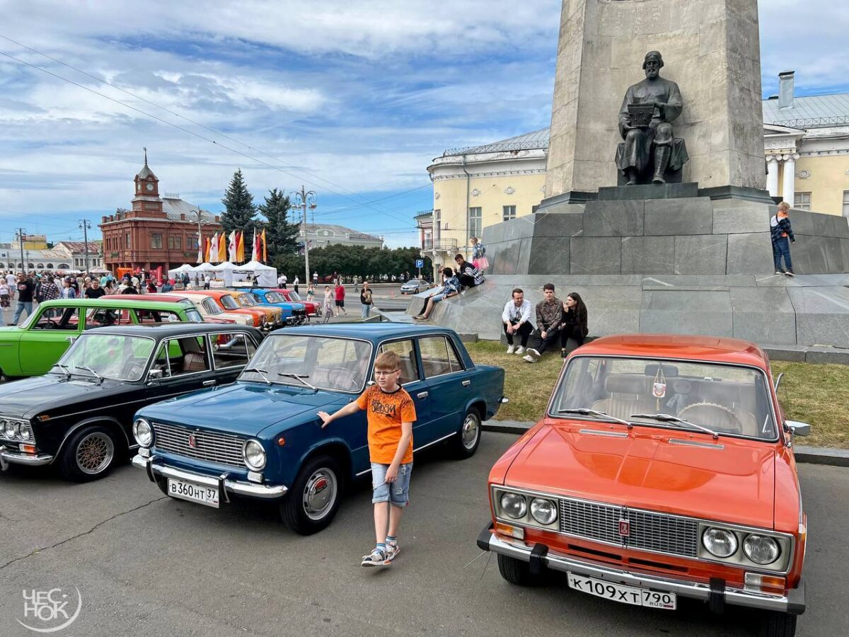 ретроавтомобили День города Владимира 2