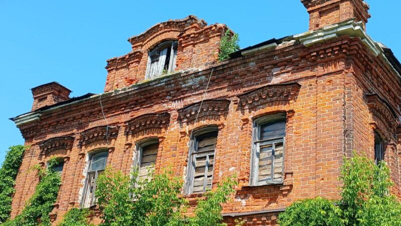 Исторический дом в Гороховце продают за рубль 