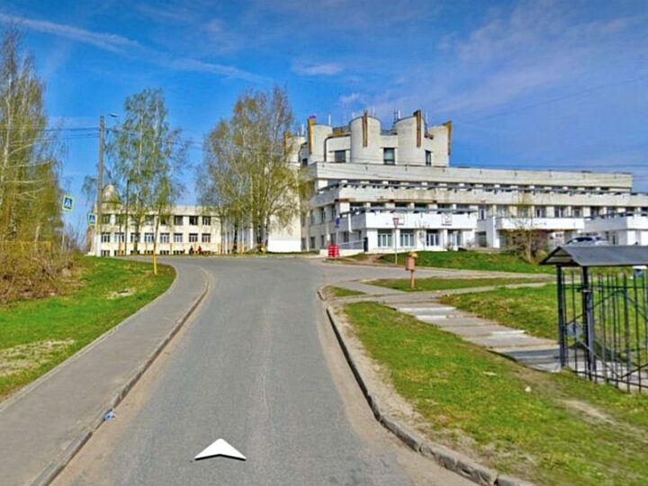 Проезд у ДТЮ на месяц перекроют из-за перекладки сетей