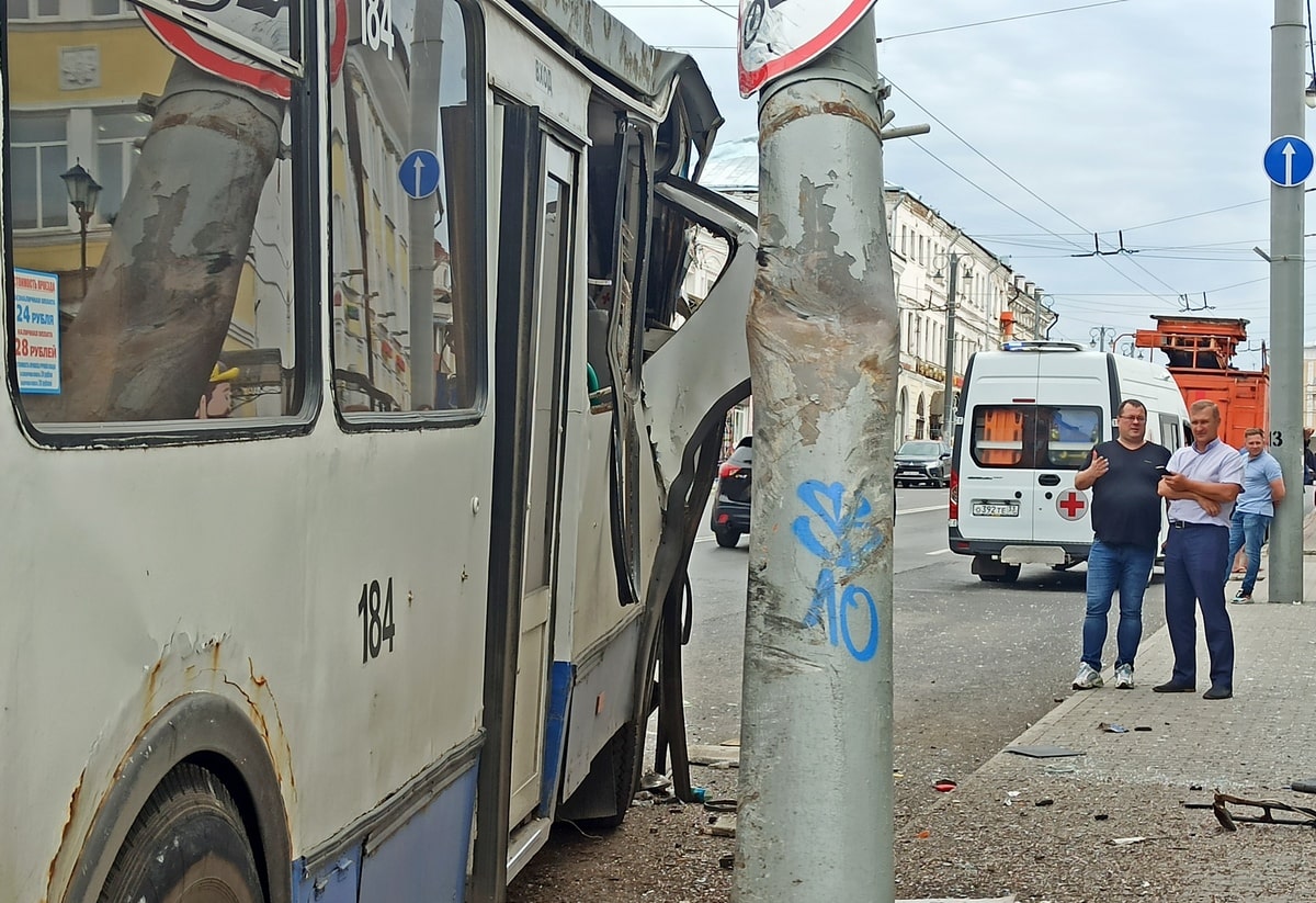 ДТП Авария троллейбус 3