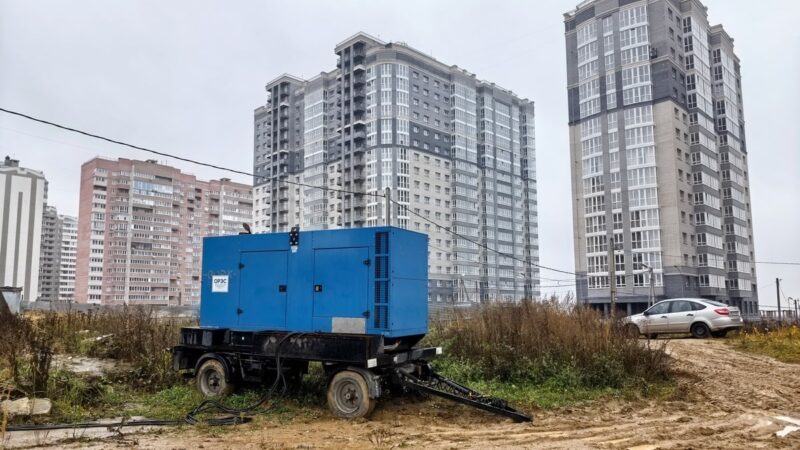 Новостройки на Дуброве из-за аварии переключили на генераторы