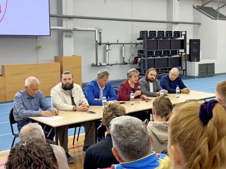 Мэрия урегулирует конфликт между спортшколой и «Владимирскими львицами»