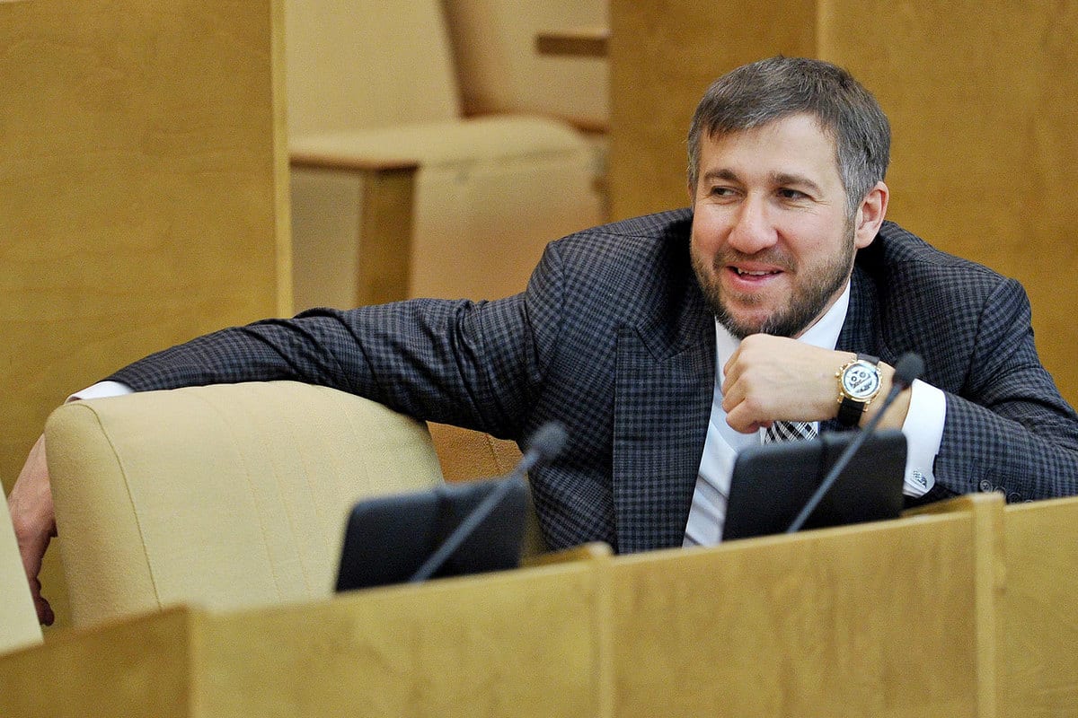 Аникеев считает себя потерпевшим в деле о поставке просроченных аппаратов ИВЛ