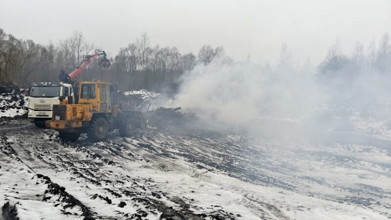 Жители Гусь-Хрустального жалуются на незаконное сжигание мусора