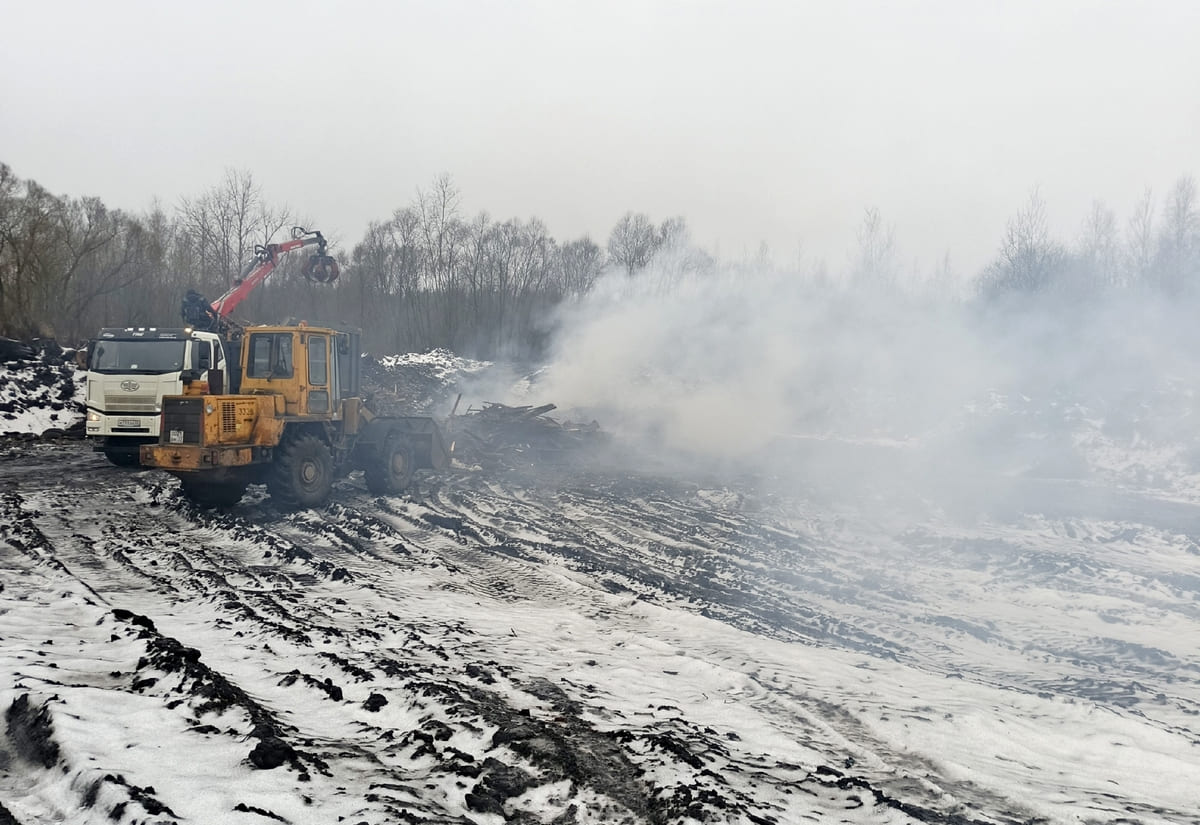 Жители Гусь-Хрустального жалуются на незаконное сжигание мусора