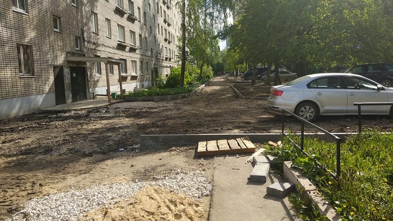 Жители улицы Добросельской недовольны ремонтом двора