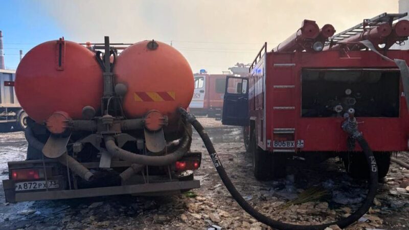 Свалку в Гусь-Хрустальном тушат вторые сутки