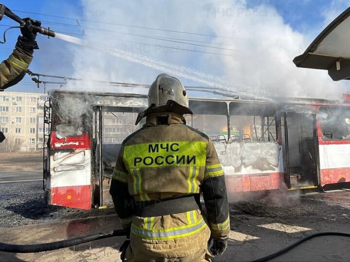 В Коврове утром сгорел троллейбус