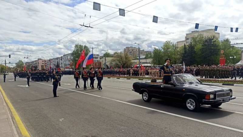 Во Владимире прошел парад Победы