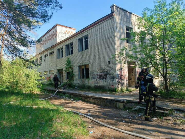 В ковровской больнице произошел пожар из-за сжигания мусора