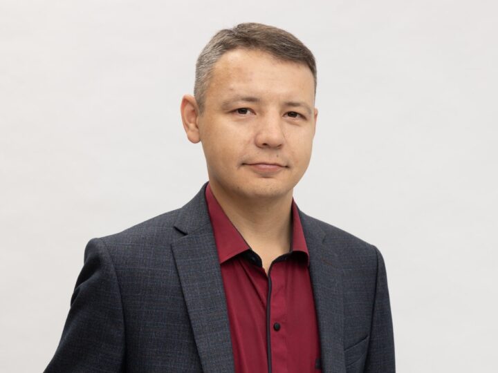 Главный редактор «Чеснока» Иван Ростовцев идет на выборы в Госдуму