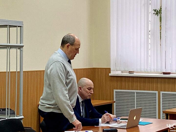 На экс-министра Янина завели второе уголовное дело и отправили под арест