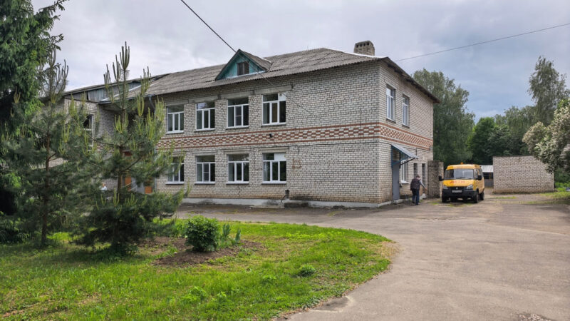 Власти Юрьев-Польского обещают с закрытием школы перспективы и «качественный подвоз»