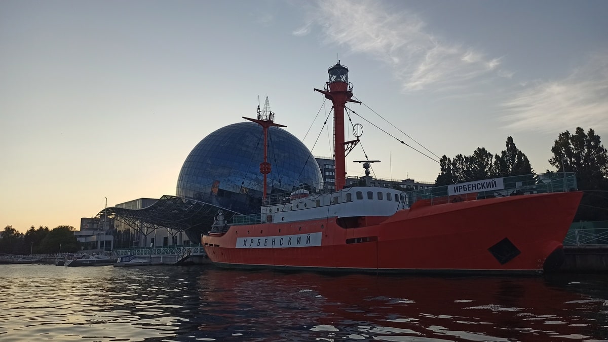 Калининград музей океана-min