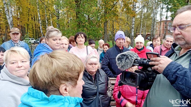 «Жить так нам уже надоело». В Александровском районе жители брошены властью