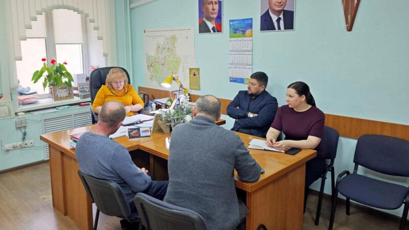 В Киржаче за миллион рублей отремонтируют кабинет главы района