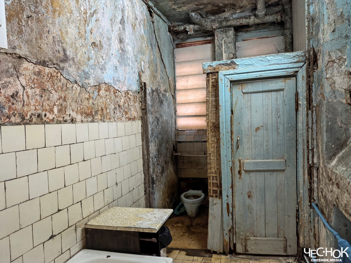 Кольчугино аварийный дом-коммуна 2