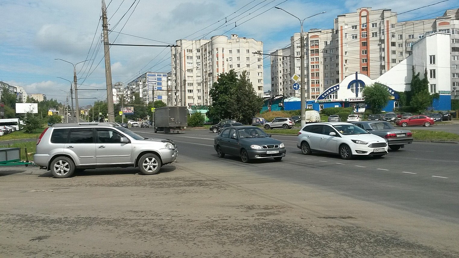 Светофоры на Дуброве и проспекте Ленина установят к 20 октября