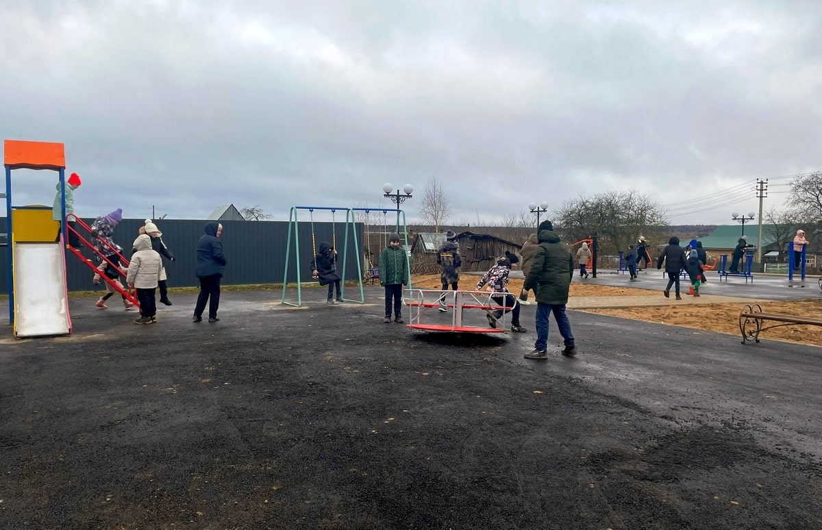 Красное пламя сквер открытие 2-min