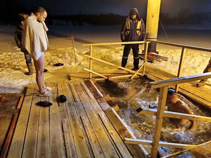 4 тысячи владимирцев искупались на Крещение