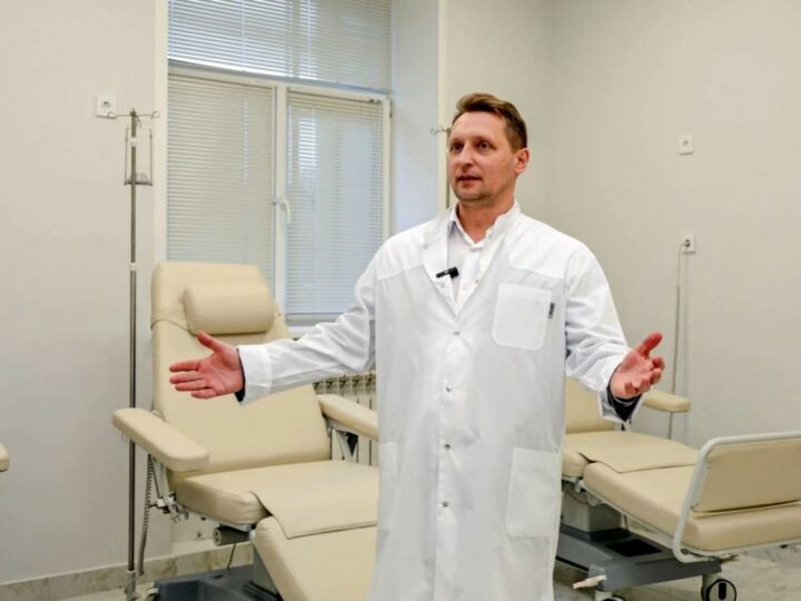 Вице-губернатор Куимов рекомендовал уменьшить количество врачей старше 56 лет