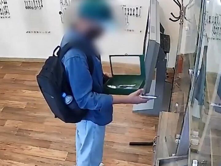 Турист украл из владимирского музея ложку Венедикта Ерофеева
