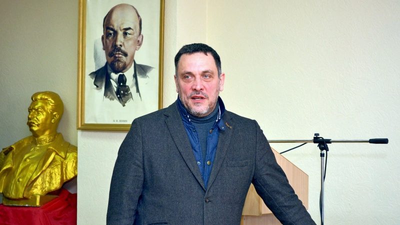 Максим Шевченко вышел из фракции КПРФ и лишится мандата