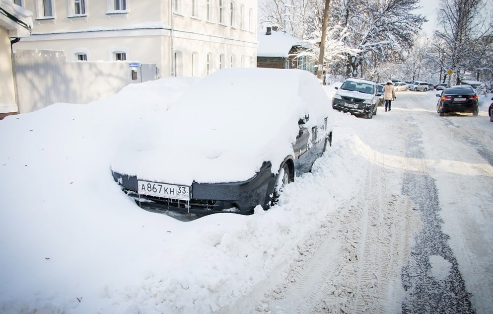 Депутаты Заксобрания предлагают штрафовать за машины-«подснежники»