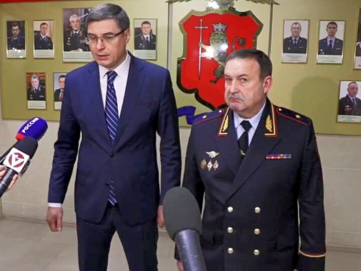 Экс-начальник МВД Валерий Медведев арестован за взятки