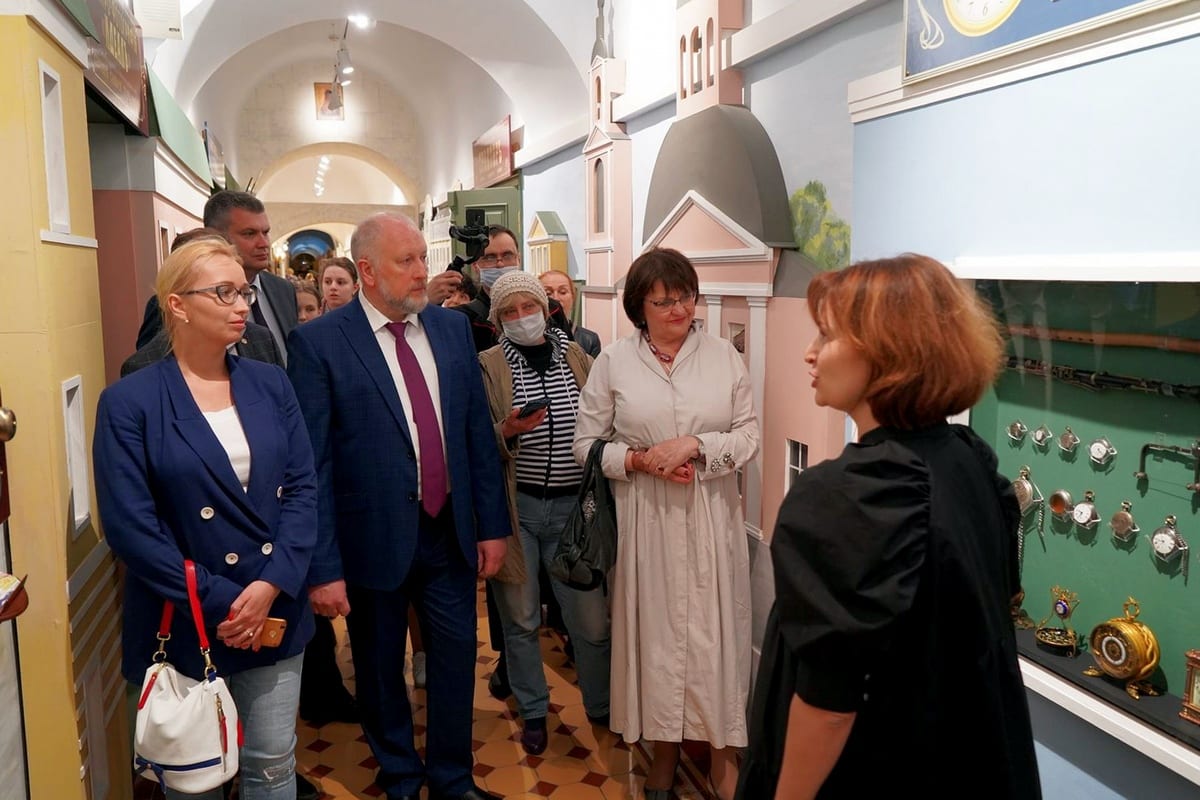 На ночь музеев Рыбаков и Мельникова открыли в Палатах новую экспозицию