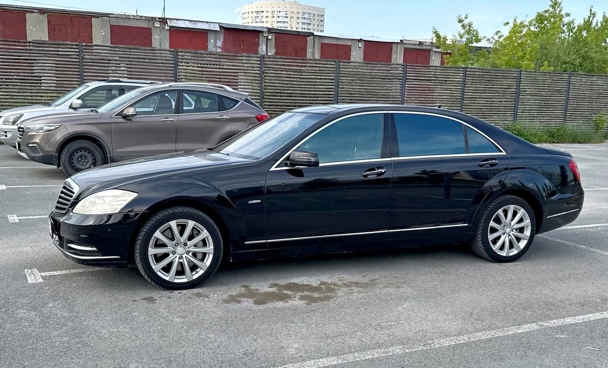 Белый дом отремонтирует Mercedes-Benz по цене дороже его стоимости