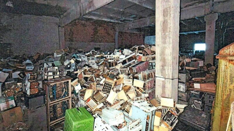 Драгоценный металлолом минобороны не заинтересовал покупателей