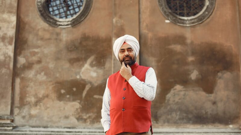 «Интересные люди, ходят в тюрбанах». В минтруда рассказали о важности мигрантов