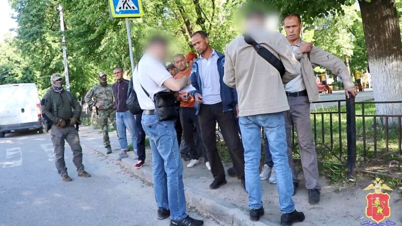 Полиция Владимира нашла нелегалов около «Мегаторга»