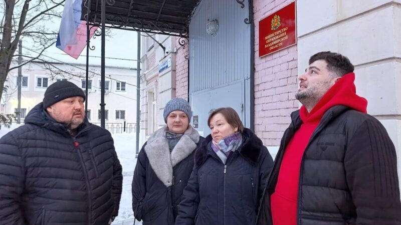 Представителей суздальской православной гимназии выгнали из министерства образования